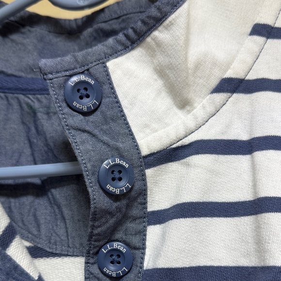 L.L. Bean Navy and White Striped Sweatshirt - Picture 13 of 16